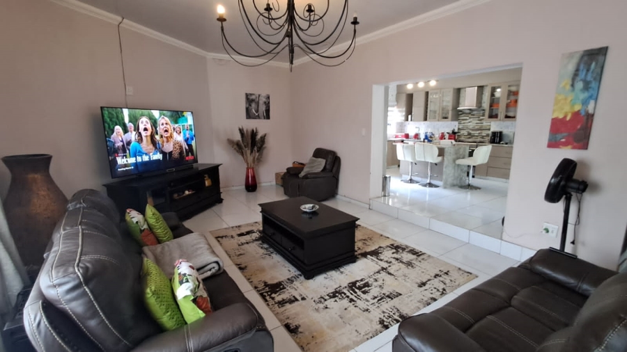 4 Bedroom Property for Sale in Parys Free State